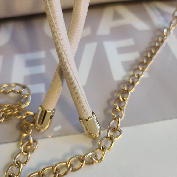 MELIE BIONCO LARGE CROSSBODY W GOLD CHAIN STRAP - Picture 9 of 15